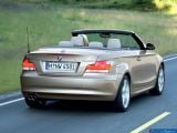 Ð¤Ð¾Ñ‚Ð¾Ð³Ñ€Ð°Ñ„Ð¸Ñ Ð°Ð²Ñ‚Ð¾Ð¼Ð¾Ð±Ð¸Ð»Ñ 2008 BMW 1-series Convertible â„–017 Ð“Ð°Ð»ÐµÑ€ÐµÑ Ñ„Ð¾Ñ‚Ð¾Ð³Ñ€Ð°Ñ„Ð¸Ð¹ и обоев рабочего Ñтола Ñ Ð¸Ð·Ð¾Ð±Ñ€Ð°Ð¶ÐµÐ½Ð¸ÐµÐ¼ ÑкÑтерьера, интерьера, конÑтрукции и дизайнерÑких риÑунков Ð°Ð²Ñ‚Ð¾Ð¼Ð¾Ð±Ð¸Ð»Ñ 2008 BMW 1-series Convertible.