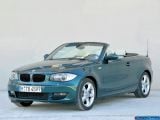 Ð¤Ð¾Ñ‚Ð¾Ð³Ñ€Ð°Ñ„Ð¸Ñ Ð°Ð²Ñ‚Ð¾Ð¼Ð¾Ð±Ð¸Ð»Ñ 2008 BMW 1-series Convertible â„–020 Ð“Ð°Ð»ÐµÑ€ÐµÑ Ñ„Ð¾Ñ‚Ð¾Ð³Ñ€Ð°Ñ„Ð¸Ð¹ и обоев рабочего Ñтола Ñ Ð¸Ð·Ð¾Ð±Ñ€Ð°Ð¶ÐµÐ½Ð¸ÐµÐ¼ ÑкÑтерьера, интерьера, конÑтрукции и дизайнерÑких риÑунков Ð°Ð²Ñ‚Ð¾Ð¼Ð¾Ð±Ð¸Ð»Ñ 2008 BMW 1-series Convertible.