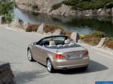 Ð¤Ð¾Ñ‚Ð¾Ð³Ñ€Ð°Ñ„Ð¸Ñ Ð°Ð²Ñ‚Ð¾Ð¼Ð¾Ð±Ð¸Ð»Ñ 2008 BMW 1-series Convertible â„–052 Ð“Ð°Ð»ÐµÑ€ÐµÑ Ñ„Ð¾Ñ‚Ð¾Ð³Ñ€Ð°Ñ„Ð¸Ð¹ и обоев рабочего Ñтола Ñ Ð¸Ð·Ð¾Ð±Ñ€Ð°Ð¶ÐµÐ½Ð¸ÐµÐ¼ ÑкÑтерьера, интерьера, конÑтрукции и дизайнерÑких риÑунков Ð°Ð²Ñ‚Ð¾Ð¼Ð¾Ð±Ð¸Ð»Ñ 2008 BMW 1-series Convertible.
