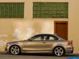 Ð¤Ð¾Ñ‚Ð¾Ð³Ñ€Ð°Ñ„Ð¸Ñ Ð°Ð²Ñ‚Ð¾Ð¼Ð¾Ð±Ð¸Ð»Ñ 2008 BMW 1-series Coupe â„–066 Ð“Ð°Ð»ÐµÑ€ÐµÑ Ñ„Ð¾Ñ‚Ð¾Ð³Ñ€Ð°Ñ„Ð¸Ð¹ и обоев рабочего Ñтола Ñ Ð¸Ð·Ð¾Ð±Ñ€Ð°Ð¶ÐµÐ½Ð¸ÐµÐ¼ ÑкÑтерьера, интерьера, конÑтрукции и дизайнерÑких риÑунков Ð°Ð²Ñ‚Ð¾Ð¼Ð¾Ð±Ð¸Ð»Ñ 2008 BMW 1-series Coupe.