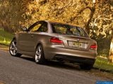Ð¤Ð¾Ñ‚Ð¾Ð³Ñ€Ð°Ñ„Ð¸Ñ Ð°Ð²Ñ‚Ð¾Ð¼Ð¾Ð±Ð¸Ð»Ñ 2008 BMW 1-series Coupe â„–078 Ð“Ð°Ð»ÐµÑ€ÐµÑ Ñ„Ð¾Ñ‚Ð¾Ð³Ñ€Ð°Ñ„Ð¸Ð¹ и обоев рабочего Ñтола Ñ Ð¸Ð·Ð¾Ð±Ñ€Ð°Ð¶ÐµÐ½Ð¸ÐµÐ¼ ÑкÑтерьера, интерьера, конÑтрукции и дизайнерÑких риÑунков Ð°Ð²Ñ‚Ð¾Ð¼Ð¾Ð±Ð¸Ð»Ñ 2008 BMW 1-series Coupe.