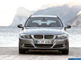 Ð¤Ð¾Ñ‚Ð¾Ð³Ñ€Ð°Ñ„Ð¸Ñ Ð°Ð²Ñ‚Ð¾Ð¼Ð¾Ð±Ð¸Ð»Ñ 2008 BMW 3-series Touring â„–005 Ð“Ð°Ð»ÐµÑ€ÐµÑ Ñ„Ð¾Ñ‚Ð¾Ð³Ñ€Ð°Ñ„Ð¸Ð¹ и обоев рабочего Ñтола Ñ Ð¸Ð·Ð¾Ð±Ñ€Ð°Ð¶ÐµÐ½Ð¸ÐµÐ¼ ÑкÑтерьера, интерьера, конÑтрукции и дизайнерÑких риÑунков Ð°Ð²Ñ‚Ð¾Ð¼Ð¾Ð±Ð¸Ð»Ñ 2008 BMW 3-series Touring.