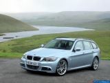Ð¤Ð¾Ñ‚Ð¾Ð³Ñ€Ð°Ñ„Ð¸Ñ Ð°Ð²Ñ‚Ð¾Ð¼Ð¾Ð±Ð¸Ð»Ñ 2008 BMW 3-series Touring â„–050 Ð“Ð°Ð»ÐµÑ€ÐµÑ Ñ„Ð¾Ñ‚Ð¾Ð³Ñ€Ð°Ñ„Ð¸Ð¹ и обоев рабочего Ñтола Ñ Ð¸Ð·Ð¾Ð±Ñ€Ð°Ð¶ÐµÐ½Ð¸ÐµÐ¼ ÑкÑтерьера, интерьера, конÑтрукции и дизайнерÑких риÑунков Ð°Ð²Ñ‚Ð¾Ð¼Ð¾Ð±Ð¸Ð»Ñ 2008 BMW 3-series Touring.