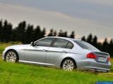 Ð¤Ð¾Ñ‚Ð¾Ð³Ñ€Ð°Ñ„Ð¸Ñ Ð°Ð²Ñ‚Ð¾Ð¼Ð¾Ð±Ð¸Ð»Ñ 2009 BMW 3-series Sedan â„–026 Ð“Ð°Ð»ÐµÑ€ÐµÑ Ñ„Ð¾Ñ‚Ð¾Ð³Ñ€Ð°Ñ„Ð¸Ð¹ и обоев рабочего Ñтола Ñ Ð¸Ð·Ð¾Ð±Ñ€Ð°Ð¶ÐµÐ½Ð¸ÐµÐ¼ ÑкÑтерьера, интерьера, конÑтрукции и дизайнерÑких риÑунков Ð°Ð²Ñ‚Ð¾Ð¼Ð¾Ð±Ð¸Ð»Ñ 2009 BMW 3-series Sedan.