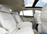 Ð¤Ð¾Ñ‚Ð¾Ð³Ñ€Ð°Ñ„Ð¸Ñ Ð°Ð²Ñ‚Ð¾Ð¼Ð¾Ð±Ð¸Ð»Ñ 2010 BMW 5-series Gran Turismo â„–130 Ð“Ð°Ð»ÐµÑ€ÐµÑ Ñ„Ð¾Ñ‚Ð¾Ð³Ñ€Ð°Ñ„Ð¸Ð¹ и обоев рабочего Ñтола Ñ Ð¸Ð·Ð¾Ð±Ñ€Ð°Ð¶ÐµÐ½Ð¸ÐµÐ¼ ÑкÑтерьера, интерьера, конÑтрукции и дизайнерÑких риÑунков Ð°Ð²Ñ‚Ð¾Ð¼Ð¾Ð±Ð¸Ð»Ñ 2010 BMW 5-series Gran Turismo.