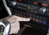 Ð“Ð°Ð»ÐµÑ€ÐµÑ Ñ„Ð¾Ñ‚Ð¾Ð³Ñ€Ð°Ñ„Ð¸Ð¹ Ð¸ Ð¾Ð±Ð¾ÐµÐ² Ñ€Ð°Ð±Ð¾Ñ‡ÐµÐ³Ð¾ ÑÑ‚Ð¾Ð»Ð° Ñ Ð¸Ð·Ð¾Ð±Ñ€Ð°Ð¶ÐµÐ½Ð¸ÐµÐ¼ ÑÐºÑÑ‚ÐµÑ€ÑŒÐµÑ€Ð°, Ð¸Ð½Ñ‚ÐµÑ€ÑŒÐµÑ€Ð°, ÐºÐ¾Ð½ÑÑ‚Ñ€ÑƒÐºÑ†Ð¸Ð¸ Ð¸ Ð´Ð¸Ð·Ð°Ð¹Ð½ÐµÑ€ÑÐºÐ¸Ñ… Ñ€Ð¸ÑÑƒÐ½ÐºÐ¾Ð² Ð°Ð²Ñ‚Ð¾Ð¼Ð¾Ð±Ð¸Ð»Ñ 2010 BMW 7-series High Security.