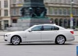 Ð¤Ð¾Ñ‚Ð¾Ð³Ñ€Ð°Ñ„Ð¸Ñ Ð°Ð²Ñ‚Ð¾Ð¼Ð¾Ð±Ð¸Ð»Ñ 2010 BMW 760Li â„–009 Ð“Ð°Ð»ÐµÑ€ÐµÑ Ñ„Ð¾Ñ‚Ð¾Ð³Ñ€Ð°Ñ„Ð¸Ð¹ и обоев рабочего Ñтола Ñ Ð¸Ð·Ð¾Ð±Ñ€Ð°Ð¶ÐµÐ½Ð¸ÐµÐ¼ ÑкÑтерьера, интерьера, конÑтрукции и дизайнерÑких риÑунков Ð°Ð²Ñ‚Ð¾Ð¼Ð¾Ð±Ð¸Ð»Ñ 2010 BMW 760Li.
