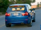 Ð¤Ð¾Ñ‚Ð¾Ð³Ñ€Ð°Ñ„Ð¸Ñ Ð°Ð²Ñ‚Ð¾Ð¼Ð¾Ð±Ð¸Ð»Ñ 2010 BMW X5 M â„–009 Ð“Ð°Ð»ÐµÑ€ÐµÑ Ñ„Ð¾Ñ‚Ð¾Ð³Ñ€Ð°Ñ„Ð¸Ð¹ и обоев рабочего Ñтола Ñ Ð¸Ð·Ð¾Ð±Ñ€Ð°Ð¶ÐµÐ½Ð¸ÐµÐ¼ ÑкÑтерьера, интерьера, конÑтрукции и дизайнерÑких риÑунков Ð°Ð²Ñ‚Ð¾Ð¼Ð¾Ð±Ð¸Ð»Ñ 2010 BMW X5 M.
