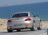 Ð¤Ð¾Ñ‚Ð¾Ð³Ñ€Ð°Ñ„Ð¸Ñ Ð°Ð²Ñ‚Ð¾Ð¼Ð¾Ð±Ð¸Ð»Ñ 2010 BMW Z4 â„–089 Ð“Ð°Ð»ÐµÑ€ÐµÑ Ñ„Ð¾Ñ‚Ð¾Ð³Ñ€Ð°Ñ„Ð¸Ð¹ и обоев рабочего Ñтола Ñ Ð¸Ð·Ð¾Ð±Ñ€Ð°Ð¶ÐµÐ½Ð¸ÐµÐ¼ ÑкÑтерьера, интерьера, конÑтрукции и дизайнерÑких риÑунков Ð°Ð²Ñ‚Ð¾Ð¼Ð¾Ð±Ð¸Ð»Ñ 2010 BMW Z4.