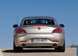 Ð¤Ð¾Ñ‚Ð¾Ð³Ñ€Ð°Ñ„Ð¸Ñ Ð°Ð²Ñ‚Ð¾Ð¼Ð¾Ð±Ð¸Ð»Ñ 2010 BMW Z4 â„–137 Ð“Ð°Ð»ÐµÑ€ÐµÑ Ñ„Ð¾Ñ‚Ð¾Ð³Ñ€Ð°Ñ„Ð¸Ð¹ и обоев рабочего Ñтола Ñ Ð¸Ð·Ð¾Ð±Ñ€Ð°Ð¶ÐµÐ½Ð¸ÐµÐ¼ ÑкÑтерьера, интерьера, конÑтрукции и дизайнерÑких риÑунков Ð°Ð²Ñ‚Ð¾Ð¼Ð¾Ð±Ð¸Ð»Ñ 2010 BMW Z4.