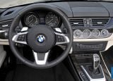 Ð¤Ð¾Ñ‚Ð¾Ð³Ñ€Ð°Ñ„Ð¸Ñ Ð°Ð²Ñ‚Ð¾Ð¼Ð¾Ð±Ð¸Ð»Ñ 2010 BMW Z4 â„–148 Ð“Ð°Ð»ÐµÑ€ÐµÑ Ñ„Ð¾Ñ‚Ð¾Ð³Ñ€Ð°Ñ„Ð¸Ð¹ и обоев рабочего Ñтола Ñ Ð¸Ð·Ð¾Ð±Ñ€Ð°Ð¶ÐµÐ½Ð¸ÐµÐ¼ ÑкÑтерьера, интерьера, конÑтрукции и дизайнерÑких риÑунков Ð°Ð²Ñ‚Ð¾Ð¼Ð¾Ð±Ð¸Ð»Ñ 2010 BMW Z4.