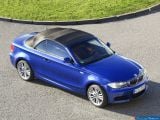 Ð¤Ð¾Ñ‚Ð¾Ð³Ñ€Ð°Ñ„Ð¸Ñ Ð°Ð²Ñ‚Ð¾Ð¼Ð¾Ð±Ð¸Ð»Ñ 2011 BMW 1-series Convertible â„–005 Ð“Ð°Ð»ÐµÑ€ÐµÑ Ñ„Ð¾Ñ‚Ð¾Ð³Ñ€Ð°Ñ„Ð¸Ð¹ и обоев рабочего Ñтола Ñ Ð¸Ð·Ð¾Ð±Ñ€Ð°Ð¶ÐµÐ½Ð¸ÐµÐ¼ ÑкÑтерьера, интерьера, конÑтрукции и дизайнерÑких риÑунков Ð°Ð²Ñ‚Ð¾Ð¼Ð¾Ð±Ð¸Ð»Ñ 2011 BMW 1-series Convertible.