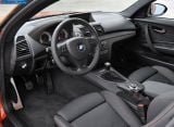 Ð¤Ð¾Ñ‚Ð¾Ð³Ñ€Ð°Ñ„Ð¸Ñ Ð°Ð²Ñ‚Ð¾Ð¼Ð¾Ð±Ð¸Ð»Ñ 2011 BMW 1-series M Coupe â„–006 Ð“Ð°Ð»ÐµÑ€ÐµÑ Ñ„Ð¾Ñ‚Ð¾Ð³Ñ€Ð°Ñ„Ð¸Ð¹ и обоев рабочего Ñтола Ñ Ð¸Ð·Ð¾Ð±Ñ€Ð°Ð¶ÐµÐ½Ð¸ÐµÐ¼ ÑкÑтерьера, интерьера, конÑтрукции и дизайнерÑких риÑунков Ð°Ð²Ñ‚Ð¾Ð¼Ð¾Ð±Ð¸Ð»Ñ 2011 BMW 1-series M Coupe.