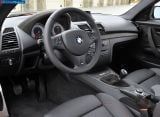 Ð¤Ð¾Ñ‚Ð¾Ð³Ñ€Ð°Ñ„Ð¸Ñ Ð°Ð²Ñ‚Ð¾Ð¼Ð¾Ð±Ð¸Ð»Ñ 2011 BMW 1-series M Coupe â„–053 Ð“Ð°Ð»ÐµÑ€ÐµÑ Ñ„Ð¾Ñ‚Ð¾Ð³Ñ€Ð°Ñ„Ð¸Ð¹ и обоев рабочего Ñтола Ñ Ð¸Ð·Ð¾Ð±Ñ€Ð°Ð¶ÐµÐ½Ð¸ÐµÐ¼ ÑкÑтерьера, интерьера, конÑтрукции и дизайнерÑких риÑунков Ð°Ð²Ñ‚Ð¾Ð¼Ð¾Ð±Ð¸Ð»Ñ 2011 BMW 1-series M Coupe.