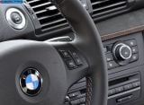 Ð¤Ð¾Ñ‚Ð¾Ð³Ñ€Ð°Ñ„Ð¸Ñ Ð°Ð²Ñ‚Ð¾Ð¼Ð¾Ð±Ð¸Ð»Ñ 2011 BMW 1-series M Coupe â„–060 Ð“Ð°Ð»ÐµÑ€ÐµÑ Ñ„Ð¾Ñ‚Ð¾Ð³Ñ€Ð°Ñ„Ð¸Ð¹ и обоев рабочего Ñтола Ñ Ð¸Ð·Ð¾Ð±Ñ€Ð°Ð¶ÐµÐ½Ð¸ÐµÐ¼ ÑкÑтерьера, интерьера, конÑтрукции и дизайнерÑких риÑунков Ð°Ð²Ñ‚Ð¾Ð¼Ð¾Ð±Ð¸Ð»Ñ 2011 BMW 1-series M Coupe.