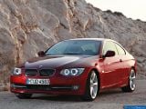 Ð¤Ð¾Ñ‚Ð¾Ð³Ñ€Ð°Ñ„Ð¸Ñ Ð°Ð²Ñ‚Ð¾Ð¼Ð¾Ð±Ð¸Ð»Ñ 2011 BMW 3-series Coupe â„–010 Ð“Ð°Ð»ÐµÑ€ÐµÑ Ñ„Ð¾Ñ‚Ð¾Ð³Ñ€Ð°Ñ„Ð¸Ð¹ и обоев рабочего Ñтола Ñ Ð¸Ð·Ð¾Ð±Ñ€Ð°Ð¶ÐµÐ½Ð¸ÐµÐ¼ ÑкÑтерьера, интерьера, конÑтрукции и дизайнерÑких риÑунков Ð°Ð²Ñ‚Ð¾Ð¼Ð¾Ð±Ð¸Ð»Ñ 2011 BMW 3-series Coupe.