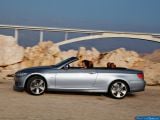 Ð¤Ð¾Ñ‚Ð¾Ð³Ñ€Ð°Ñ„Ð¸Ñ Ð°Ð²Ñ‚Ð¾Ð¼Ð¾Ð±Ð¸Ð»Ñ 2011 BMW 3-series Convertible â„–001 Ð“Ð°Ð»ÐµÑ€ÐµÑ Ñ„Ð¾Ñ‚Ð¾Ð³Ñ€Ð°Ñ„Ð¸Ð¹ и обоев рабочего Ñтола Ñ Ð¸Ð·Ð¾Ð±Ñ€Ð°Ð¶ÐµÐ½Ð¸ÐµÐ¼ ÑкÑтерьера, интерьера, конÑтрукции и дизайнерÑких риÑунков Ð°Ð²Ñ‚Ð¾Ð¼Ð¾Ð±Ð¸Ð»Ñ 2011 BMW 3-series Convertible.