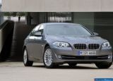 Ð¤Ð¾Ñ‚Ð¾Ð³Ñ€Ð°Ñ„Ð¸Ñ Ð°Ð²Ñ‚Ð¾Ð¼Ð¾Ð±Ð¸Ð»Ñ 2011 BMW 5-series Sedan â„–012 Ð“Ð°Ð»ÐµÑ€ÐµÑ Ñ„Ð¾Ñ‚Ð¾Ð³Ñ€Ð°Ñ„Ð¸Ð¹ и обоев рабочего Ñтола Ñ Ð¸Ð·Ð¾Ð±Ñ€Ð°Ð¶ÐµÐ½Ð¸ÐµÐ¼ ÑкÑтерьера, интерьера, конÑтрукции и дизайнерÑких риÑунков Ð°Ð²Ñ‚Ð¾Ð¼Ð¾Ð±Ð¸Ð»Ñ 2011 BMW 5-series Sedan.