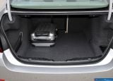 Ð¤Ð¾Ñ‚Ð¾Ð³Ñ€Ð°Ñ„Ð¸Ñ Ð°Ð²Ñ‚Ð¾Ð¼Ð¾Ð±Ð¸Ð»Ñ 2011 BMW 5-series Sedan â„–205 Ð“Ð°Ð»ÐµÑ€ÐµÑ Ñ„Ð¾Ñ‚Ð¾Ð³Ñ€Ð°Ñ„Ð¸Ð¹ и обоев рабочего Ñтола Ñ Ð¸Ð·Ð¾Ð±Ñ€Ð°Ð¶ÐµÐ½Ð¸ÐµÐ¼ ÑкÑтерьера, интерьера, конÑтрукции и дизайнерÑких риÑунков Ð°Ð²Ñ‚Ð¾Ð¼Ð¾Ð±Ð¸Ð»Ñ 2011 BMW 5-series Sedan.