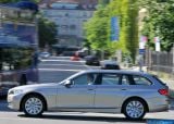 Ð¤Ð¾Ñ‚Ð¾Ð³Ñ€Ð°Ñ„Ð¸Ñ Ð°Ð²Ñ‚Ð¾Ð¼Ð¾Ð±Ð¸Ð»Ñ 2011 BMW 5-series Touring â„–044 Ð“Ð°Ð»ÐµÑ€ÐµÑ Ñ„Ð¾Ñ‚Ð¾Ð³Ñ€Ð°Ñ„Ð¸Ð¹ и обоев рабочего Ñтола Ñ Ð¸Ð·Ð¾Ð±Ñ€Ð°Ð¶ÐµÐ½Ð¸ÐµÐ¼ ÑкÑтерьера, интерьера, конÑтрукции и дизайнерÑких риÑунков Ð°Ð²Ñ‚Ð¾Ð¼Ð¾Ð±Ð¸Ð»Ñ 2011 BMW 5-series Touring.