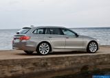 Ð¤Ð¾Ñ‚Ð¾Ð³Ñ€Ð°Ñ„Ð¸Ñ Ð°Ð²Ñ‚Ð¾Ð¼Ð¾Ð±Ð¸Ð»Ñ 2011 BMW 5-series Touring â„–056 Ð“Ð°Ð»ÐµÑ€ÐµÑ Ñ„Ð¾Ñ‚Ð¾Ð³Ñ€Ð°Ñ„Ð¸Ð¹ и обоев рабочего Ñтола Ñ Ð¸Ð·Ð¾Ð±Ñ€Ð°Ð¶ÐµÐ½Ð¸ÐµÐ¼ ÑкÑтерьера, интерьера, конÑтрукции и дизайнерÑких риÑунков Ð°Ð²Ñ‚Ð¾Ð¼Ð¾Ð±Ð¸Ð»Ñ 2011 BMW 5-series Touring.