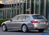 Ð¤Ð¾Ñ‚Ð¾Ð³Ñ€Ð°Ñ„Ð¸Ñ Ð°Ð²Ñ‚Ð¾Ð¼Ð¾Ð±Ð¸Ð»Ñ 2011 BMW 5-series Touring â„–068 Ð“Ð°Ð»ÐµÑ€ÐµÑ Ñ„Ð¾Ñ‚Ð¾Ð³Ñ€Ð°Ñ„Ð¸Ð¹ и обоев рабочего Ñтола Ñ Ð¸Ð·Ð¾Ð±Ñ€Ð°Ð¶ÐµÐ½Ð¸ÐµÐ¼ ÑкÑтерьера, интерьера, конÑтрукции и дизайнерÑких риÑунков Ð°Ð²Ñ‚Ð¾Ð¼Ð¾Ð±Ð¸Ð»Ñ 2011 BMW 5-series Touring.