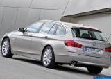 Ð¤Ð¾Ñ‚Ð¾Ð³Ñ€Ð°Ñ„Ð¸Ñ Ð°Ð²Ñ‚Ð¾Ð¼Ð¾Ð±Ð¸Ð»Ñ 2011 BMW 5-series Touring â„–071 Ð“Ð°Ð»ÐµÑ€ÐµÑ Ñ„Ð¾Ñ‚Ð¾Ð³Ñ€Ð°Ñ„Ð¸Ð¹ и обоев рабочего Ñтола Ñ Ð¸Ð·Ð¾Ð±Ñ€Ð°Ð¶ÐµÐ½Ð¸ÐµÐ¼ ÑкÑтерьера, интерьера, конÑтрукции и дизайнерÑких риÑунков Ð°Ð²Ñ‚Ð¾Ð¼Ð¾Ð±Ð¸Ð»Ñ 2011 BMW 5-series Touring.