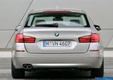 Ð¤Ð¾Ñ‚Ð¾Ð³Ñ€Ð°Ñ„Ð¸Ñ Ð°Ð²Ñ‚Ð¾Ð¼Ð¾Ð±Ð¸Ð»Ñ 2011 BMW 5-series Touring â„–117 Ð“Ð°Ð»ÐµÑ€ÐµÑ Ñ„Ð¾Ñ‚Ð¾Ð³Ñ€Ð°Ñ„Ð¸Ð¹ и обоев рабочего Ñтола Ñ Ð¸Ð·Ð¾Ð±Ñ€Ð°Ð¶ÐµÐ½Ð¸ÐµÐ¼ ÑкÑтерьера, интерьера, конÑтрукции и дизайнерÑких риÑунков Ð°Ð²Ñ‚Ð¾Ð¼Ð¾Ð±Ð¸Ð»Ñ 2011 BMW 5-series Touring.