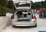 Ð¤Ð¾Ñ‚Ð¾Ð³Ñ€Ð°Ñ„Ð¸Ñ Ð°Ð²Ñ‚Ð¾Ð¼Ð¾Ð±Ð¸Ð»Ñ 2011 BMW 5-series Touring â„–120 Ð“Ð°Ð»ÐµÑ€ÐµÑ Ñ„Ð¾Ñ‚Ð¾Ð³Ñ€Ð°Ñ„Ð¸Ð¹ и обоев рабочего Ñтола Ñ Ð¸Ð·Ð¾Ð±Ñ€Ð°Ð¶ÐµÐ½Ð¸ÐµÐ¼ ÑкÑтерьера, интерьера, конÑтрукции и дизайнерÑких риÑунков Ð°Ð²Ñ‚Ð¾Ð¼Ð¾Ð±Ð¸Ð»Ñ 2011 BMW 5-series Touring.