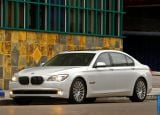 Ð¤Ð¾Ñ‚Ð¾Ð³Ñ€Ð°Ñ„Ð¸Ñ Ð°Ð²Ñ‚Ð¾Ð¼Ð¾Ð±Ð¸Ð»Ñ 2011 BMW 750Li â„–012 Ð“Ð°Ð»ÐµÑ€ÐµÑ Ñ„Ð¾Ñ‚Ð¾Ð³Ñ€Ð°Ñ„Ð¸Ð¹ и обоев рабочего Ñтола Ñ Ð¸Ð·Ð¾Ð±Ñ€Ð°Ð¶ÐµÐ½Ð¸ÐµÐ¼ ÑкÑтерьера, интерьера, конÑтрукции и дизайнерÑких риÑунков Ð°Ð²Ñ‚Ð¾Ð¼Ð¾Ð±Ð¸Ð»Ñ 2011 BMW 750Li.