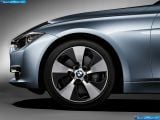 Ð¤Ð¾Ñ‚Ð¾Ð³Ñ€Ð°Ñ„Ð¸Ñ Ð°Ð²Ñ‚Ð¾Ð¼Ð¾Ð±Ð¸Ð»Ñ 2012 BMW 3-series Sedan â„–099 Ð“Ð°Ð»ÐµÑ€ÐµÑ Ñ„Ð¾Ñ‚Ð¾Ð³Ñ€Ð°Ñ„Ð¸Ð¹ и обоев рабочего Ñтола Ñ Ð¸Ð·Ð¾Ð±Ñ€Ð°Ð¶ÐµÐ½Ð¸ÐµÐ¼ ÑкÑтерьера, интерьера, конÑтрукции и дизайнерÑких риÑунков Ð°Ð²Ñ‚Ð¾Ð¼Ð¾Ð±Ð¸Ð»Ñ 2012 BMW 3-series Sedan.