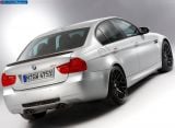 Ð“Ð°Ð»ÐµÑ€ÐµÑ Ñ„Ð¾Ñ‚Ð¾Ð³Ñ€Ð°Ñ„Ð¸Ð¹ Ð¸ Ð¾Ð±Ð¾ÐµÐ² Ñ€Ð°Ð±Ð¾Ñ‡ÐµÐ³Ð¾ ÑÑ‚Ð¾Ð»Ð° Ñ Ð¸Ð·Ð¾Ð±Ñ€Ð°Ð¶ÐµÐ½Ð¸ÐµÐ¼ ÑÐºÑÑ‚ÐµÑ€ÑŒÐµÑ€Ð°, Ð¸Ð½Ñ‚ÐµÑ€ÑŒÐµÑ€Ð°, ÐºÐ¾Ð½ÑÑ‚Ñ€ÑƒÐºÑ†Ð¸Ð¸ Ð¸ Ð´Ð¸Ð·Ð°Ð¹Ð½ÐµÑ€ÑÐºÐ¸Ñ… Ñ€Ð¸ÑÑƒÐ½ÐºÐ¾Ð² Ð°Ð²Ñ‚Ð¾Ð¼Ð¾Ð±Ð¸Ð»Ñ 2012 BMW M3 CRT.