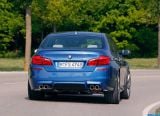 Ð¤Ð¾Ñ‚Ð¾Ð³Ñ€Ð°Ñ„Ð¸Ñ Ð°Ð²Ñ‚Ð¾Ð¼Ð¾Ð±Ð¸Ð»Ñ 2012 BMW 5-series M Sedan â„–025 Ð“Ð°Ð»ÐµÑ€ÐµÑ Ñ„Ð¾Ñ‚Ð¾Ð³Ñ€Ð°Ñ„Ð¸Ð¹ и обоев рабочего Ñтола Ñ Ð¸Ð·Ð¾Ð±Ñ€Ð°Ð¶ÐµÐ½Ð¸ÐµÐ¼ ÑкÑтерьера, интерьера, конÑтрукции и дизайнерÑких риÑунков Ð°Ð²Ñ‚Ð¾Ð¼Ð¾Ð±Ð¸Ð»Ñ 2012 BMW 5-series M Sedan.