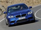 Ð¤Ð¾Ñ‚Ð¾Ð³Ñ€Ð°Ñ„Ð¸Ñ Ð°Ð²Ñ‚Ð¾Ð¼Ð¾Ð±Ð¸Ð»Ñ 2012 BMW 5-series M Sedan â„–026 Ð“Ð°Ð»ÐµÑ€ÐµÑ Ñ„Ð¾Ñ‚Ð¾Ð³Ñ€Ð°Ñ„Ð¸Ð¹ и обоев рабочего Ñтола Ñ Ð¸Ð·Ð¾Ð±Ñ€Ð°Ð¶ÐµÐ½Ð¸ÐµÐ¼ ÑкÑтерьера, интерьера, конÑтрукции и дизайнерÑких риÑунков Ð°Ð²Ñ‚Ð¾Ð¼Ð¾Ð±Ð¸Ð»Ñ 2012 BMW 5-series M Sedan.