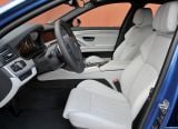 Ð¤Ð¾Ñ‚Ð¾Ð³Ñ€Ð°Ñ„Ð¸Ñ Ð°Ð²Ñ‚Ð¾Ð¼Ð¾Ð±Ð¸Ð»Ñ 2012 BMW 5-series M Sedan â„–049 Ð“Ð°Ð»ÐµÑ€ÐµÑ Ñ„Ð¾Ñ‚Ð¾Ð³Ñ€Ð°Ñ„Ð¸Ð¹ и обоев рабочего Ñтола Ñ Ð¸Ð·Ð¾Ð±Ñ€Ð°Ð¶ÐµÐ½Ð¸ÐµÐ¼ ÑкÑтерьера, интерьера, конÑтрукции и дизайнерÑких риÑунков Ð°Ð²Ñ‚Ð¾Ð¼Ð¾Ð±Ð¸Ð»Ñ 2012 BMW 5-series M Sedan.