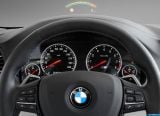 Ð¤Ð¾Ñ‚Ð¾Ð³Ñ€Ð°Ñ„Ð¸Ñ Ð°Ð²Ñ‚Ð¾Ð¼Ð¾Ð±Ð¸Ð»Ñ 2012 BMW 5-series M Sedan â„–125 Ð“Ð°Ð»ÐµÑ€ÐµÑ Ñ„Ð¾Ñ‚Ð¾Ð³Ñ€Ð°Ñ„Ð¸Ð¹ и обоев рабочего Ñтола Ñ Ð¸Ð·Ð¾Ð±Ñ€Ð°Ð¶ÐµÐ½Ð¸ÐµÐ¼ ÑкÑтерьера, интерьера, конÑтрукции и дизайнерÑких риÑунков Ð°Ð²Ñ‚Ð¾Ð¼Ð¾Ð±Ð¸Ð»Ñ 2012 BMW 5-series M Sedan.