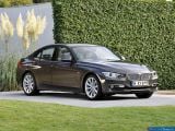 Ð¤Ð¾Ñ‚Ð¾Ð³Ñ€Ð°Ñ„Ð¸Ñ Ð°Ð²Ñ‚Ð¾Ð¼Ð¾Ð±Ð¸Ð»Ñ 2013 BMW 3-series Sedan â„–014 Ð“Ð°Ð»ÐµÑ€ÐµÑ Ñ„Ð¾Ñ‚Ð¾Ð³Ñ€Ð°Ñ„Ð¸Ð¹ и обоев рабочего Ñтола Ñ Ð¸Ð·Ð¾Ð±Ñ€Ð°Ð¶ÐµÐ½Ð¸ÐµÐ¼ ÑкÑтерьера, интерьера, конÑтрукции и дизайнерÑких риÑунков Ð°Ð²Ñ‚Ð¾Ð¼Ð¾Ð±Ð¸Ð»Ñ 2013 BMW 3-series Sedan.