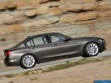 Ð¤Ð¾Ñ‚Ð¾Ð³Ñ€Ð°Ñ„Ð¸Ñ Ð°Ð²Ñ‚Ð¾Ð¼Ð¾Ð±Ð¸Ð»Ñ 2013 BMW 3-series Sedan â„–020 Ð“Ð°Ð»ÐµÑ€ÐµÑ Ñ„Ð¾Ñ‚Ð¾Ð³Ñ€Ð°Ñ„Ð¸Ð¹ и обоев рабочего Ñтола Ñ Ð¸Ð·Ð¾Ð±Ñ€Ð°Ð¶ÐµÐ½Ð¸ÐµÐ¼ ÑкÑтерьера, интерьера, конÑтрукции и дизайнерÑких риÑунков Ð°Ð²Ñ‚Ð¾Ð¼Ð¾Ð±Ð¸Ð»Ñ 2013 BMW 3-series Sedan.