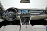 Ð¤Ð¾Ñ‚Ð¾Ð³Ñ€Ð°Ñ„Ð¸Ñ Ð°Ð²Ñ‚Ð¾Ð¼Ð¾Ð±Ð¸Ð»Ñ 2013 BMW 7-series â„–150 Ð“Ð°Ð»ÐµÑ€ÐµÑ Ñ„Ð¾Ñ‚Ð¾Ð³Ñ€Ð°Ñ„Ð¸Ð¹ и обоев рабочего Ñтола Ñ Ð¸Ð·Ð¾Ð±Ñ€Ð°Ð¶ÐµÐ½Ð¸ÐµÐ¼ ÑкÑтерьера, интерьера, конÑтрукции и дизайнерÑких риÑунков Ð°Ð²Ñ‚Ð¾Ð¼Ð¾Ð±Ð¸Ð»Ñ 2013 BMW 7-series.