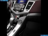 Ð¤Ð¾Ñ‚Ð¾Ð³Ñ€Ð°Ñ„Ð¸Ñ Ð°Ð²Ñ‚Ð¾Ð¼Ð¾Ð±Ð¸Ð»Ñ 2009 Chevrolet Cruze â„–026 Ð“Ð°Ð»ÐµÑ€ÐµÑ Ñ„Ð¾Ñ‚Ð¾Ð³Ñ€Ð°Ñ„Ð¸Ð¹ и обоев рабочего Ñтола Ñ Ð¸Ð·Ð¾Ð±Ñ€Ð°Ð¶ÐµÐ½Ð¸ÐµÐ¼ ÑкÑтерьера, интерьера, конÑтрукции и дизайнерÑких риÑунков Ð°Ð²Ñ‚Ð¾Ð¼Ð¾Ð±Ð¸Ð»Ñ 2009 Chevrolet Cruze.