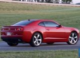 Ð¤Ð¾Ñ‚Ð¾Ð³Ñ€Ð°Ñ„Ð¸Ñ Ð°Ð²Ñ‚Ð¾Ð¼Ð¾Ð±Ð¸Ð»Ñ 2010 Chevrolet Camaro â„–029 Ð“Ð°Ð»ÐµÑ€ÐµÑ Ñ„Ð¾Ñ‚Ð¾Ð³Ñ€Ð°Ñ„Ð¸Ð¹ и обоев рабочего Ñтола Ñ Ð¸Ð·Ð¾Ð±Ñ€Ð°Ð¶ÐµÐ½Ð¸ÐµÐ¼ ÑкÑтерьера, интерьера, конÑтрукции и дизайнерÑких риÑунков Ð°Ð²Ñ‚Ð¾Ð¼Ð¾Ð±Ð¸Ð»Ñ 2010 Chevrolet Camaro.
