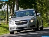 Ð¤Ð¾Ñ‚Ð¾Ð³Ñ€Ð°Ñ„Ð¸Ñ Ð°Ð²Ñ‚Ð¾Ð¼Ð¾Ð±Ð¸Ð»Ñ 2011 Chevrolet Cruze â„–047 Ð“Ð°Ð»ÐµÑ€ÐµÑ Ñ„Ð¾Ñ‚Ð¾Ð³Ñ€Ð°Ñ„Ð¸Ð¹ и обоев рабочего Ñтола Ñ Ð¸Ð·Ð¾Ð±Ñ€Ð°Ð¶ÐµÐ½Ð¸ÐµÐ¼ ÑкÑтерьера, интерьера, конÑтрукции и дизайнерÑких риÑунков Ð°Ð²Ñ‚Ð¾Ð¼Ð¾Ð±Ð¸Ð»Ñ 2011 Chevrolet Cruze.