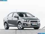 Ð¤Ð¾Ñ‚Ð¾Ð³Ñ€Ð°Ñ„Ð¸Ñ Ð°Ð²Ñ‚Ð¾Ð¼Ð¾Ð±Ð¸Ð»Ñ 2012 Chevrolet Aveo Sedan â„–004 Ð“Ð°Ð»ÐµÑ€ÐµÑ Ñ„Ð¾Ñ‚Ð¾Ð³Ñ€Ð°Ñ„Ð¸Ð¹ и обоев рабочего Ñтола Ñ Ð¸Ð·Ð¾Ð±Ñ€Ð°Ð¶ÐµÐ½Ð¸ÐµÐ¼ ÑкÑтерьера, интерьера, конÑтрукции и дизайнерÑких риÑунков Ð°Ð²Ñ‚Ð¾Ð¼Ð¾Ð±Ð¸Ð»Ñ 2012 Chevrolet Aveo Sedan.