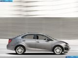 Ð¤Ð¾Ñ‚Ð¾Ð³Ñ€Ð°Ñ„Ð¸Ñ Ð°Ð²Ñ‚Ð¾Ð¼Ð¾Ð±Ð¸Ð»Ñ 2012 Chevrolet Aveo Sedan â„–018 Ð“Ð°Ð»ÐµÑ€ÐµÑ Ñ„Ð¾Ñ‚Ð¾Ð³Ñ€Ð°Ñ„Ð¸Ð¹ и обоев рабочего Ñтола Ñ Ð¸Ð·Ð¾Ð±Ñ€Ð°Ð¶ÐµÐ½Ð¸ÐµÐ¼ ÑкÑтерьера, интерьера, конÑтрукции и дизайнерÑких риÑунков Ð°Ð²Ñ‚Ð¾Ð¼Ð¾Ð±Ð¸Ð»Ñ 2012 Chevrolet Aveo Sedan.