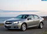 Ð¤Ð¾Ñ‚Ð¾Ð³Ñ€Ð°Ñ„Ð¸Ñ Ð°Ð²Ñ‚Ð¾Ð¼Ð¾Ð±Ð¸Ð»Ñ 2013 Chevrolet Malibu â„–004 Ð“Ð°Ð»ÐµÑ€ÐµÑ Ñ„Ð¾Ñ‚Ð¾Ð³Ñ€Ð°Ñ„Ð¸Ð¹ и обоев рабочего Ñтола Ñ Ð¸Ð·Ð¾Ð±Ñ€Ð°Ð¶ÐµÐ½Ð¸ÐµÐ¼ ÑкÑтерьера, интерьера, конÑтрукции и дизайнерÑких риÑунков Ð°Ð²Ñ‚Ð¾Ð¼Ð¾Ð±Ð¸Ð»Ñ 2013 Chevrolet Malibu.