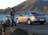 Ð¤Ð¾Ñ‚Ð¾Ð³Ñ€Ð°Ñ„Ð¸Ñ Ð°Ð²Ñ‚Ð¾Ð¼Ð¾Ð±Ð¸Ð»Ñ 2013 Chevrolet Malibu â„–062 Ð“Ð°Ð»ÐµÑ€ÐµÑ Ñ„Ð¾Ñ‚Ð¾Ð³Ñ€Ð°Ñ„Ð¸Ð¹ и обоев рабочего Ñтола Ñ Ð¸Ð·Ð¾Ð±Ñ€Ð°Ð¶ÐµÐ½Ð¸ÐµÐ¼ ÑкÑтерьера, интерьера, конÑтрукции и дизайнерÑких риÑунков Ð°Ð²Ñ‚Ð¾Ð¼Ð¾Ð±Ð¸Ð»Ñ 2013 Chevrolet Malibu.