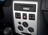 Ð¤Ð¾Ñ‚Ð¾Ð³Ñ€Ð°Ñ„Ð¸Ñ Ð°Ð²Ñ‚Ð¾Ð¼Ð¾Ð±Ð¸Ð»Ñ 2005 Dacia Logan 1.6 MPI â„–062 Ð“Ð°Ð»ÐµÑ€ÐµÑ Ñ„Ð¾Ñ‚Ð¾Ð³Ñ€Ð°Ñ„Ð¸Ð¹ и обоев рабочего Ñтола Ñ Ð¸Ð·Ð¾Ð±Ñ€Ð°Ð¶ÐµÐ½Ð¸ÐµÐ¼ ÑкÑтерьера, интерьера, конÑтрукции и дизайнерÑких риÑунков Ð°Ð²Ñ‚Ð¾Ð¼Ð¾Ð±Ð¸Ð»Ñ 2005 Dacia Logan 1.6 MPI.