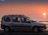 Ð¤Ð¾Ñ‚Ð¾Ð³Ñ€Ð°Ñ„Ð¸Ñ Ð°Ð²Ñ‚Ð¾Ð¼Ð¾Ð±Ð¸Ð»Ñ 2007 Dacia Logan MCV â„–015 Ð“Ð°Ð»ÐµÑ€ÐµÑ Ñ„Ð¾Ñ‚Ð¾Ð³Ñ€Ð°Ñ„Ð¸Ð¹ и обоев рабочего Ñтола Ñ Ð¸Ð·Ð¾Ð±Ñ€Ð°Ð¶ÐµÐ½Ð¸ÐµÐ¼ ÑкÑтерьера, интерьера, конÑтрукции и дизайнерÑких риÑунков Ð°Ð²Ñ‚Ð¾Ð¼Ð¾Ð±Ð¸Ð»Ñ 2007 Dacia Logan MCV.