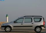 Ð¤Ð¾Ñ‚Ð¾Ð³Ñ€Ð°Ñ„Ð¸Ñ Ð°Ð²Ñ‚Ð¾Ð¼Ð¾Ð±Ð¸Ð»Ñ 2007 Dacia Logan MCV â„–020 Ð“Ð°Ð»ÐµÑ€ÐµÑ Ñ„Ð¾Ñ‚Ð¾Ð³Ñ€Ð°Ñ„Ð¸Ð¹ и обоев рабочего Ñтола Ñ Ð¸Ð·Ð¾Ð±Ñ€Ð°Ð¶ÐµÐ½Ð¸ÐµÐ¼ ÑкÑтерьера, интерьера, конÑтрукции и дизайнерÑких риÑунков Ð°Ð²Ñ‚Ð¾Ð¼Ð¾Ð±Ð¸Ð»Ñ 2007 Dacia Logan MCV.