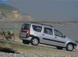 Ð¤Ð¾Ñ‚Ð¾Ð³Ñ€Ð°Ñ„Ð¸Ñ Ð°Ð²Ñ‚Ð¾Ð¼Ð¾Ð±Ð¸Ð»Ñ 2007 Dacia Logan MCV â„–021 Ð“Ð°Ð»ÐµÑ€ÐµÑ Ñ„Ð¾Ñ‚Ð¾Ð³Ñ€Ð°Ñ„Ð¸Ð¹ и обоев рабочего Ñтола Ñ Ð¸Ð·Ð¾Ð±Ñ€Ð°Ð¶ÐµÐ½Ð¸ÐµÐ¼ ÑкÑтерьера, интерьера, конÑтрукции и дизайнерÑких риÑунков Ð°Ð²Ñ‚Ð¾Ð¼Ð¾Ð±Ð¸Ð»Ñ 2007 Dacia Logan MCV.